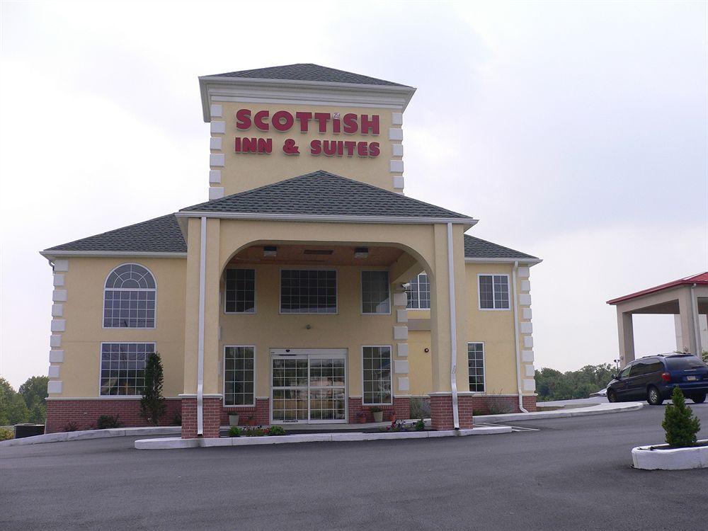 Super 8 By Wyndham Harrisburg Hershey North Exteriör bild