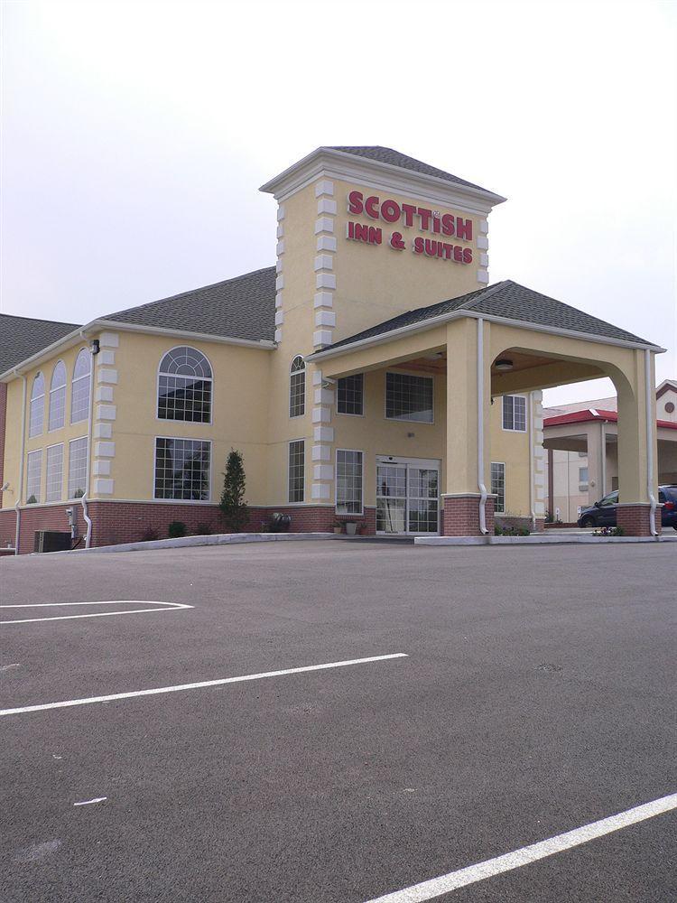 Super 8 By Wyndham Harrisburg Hershey North Exteriör bild